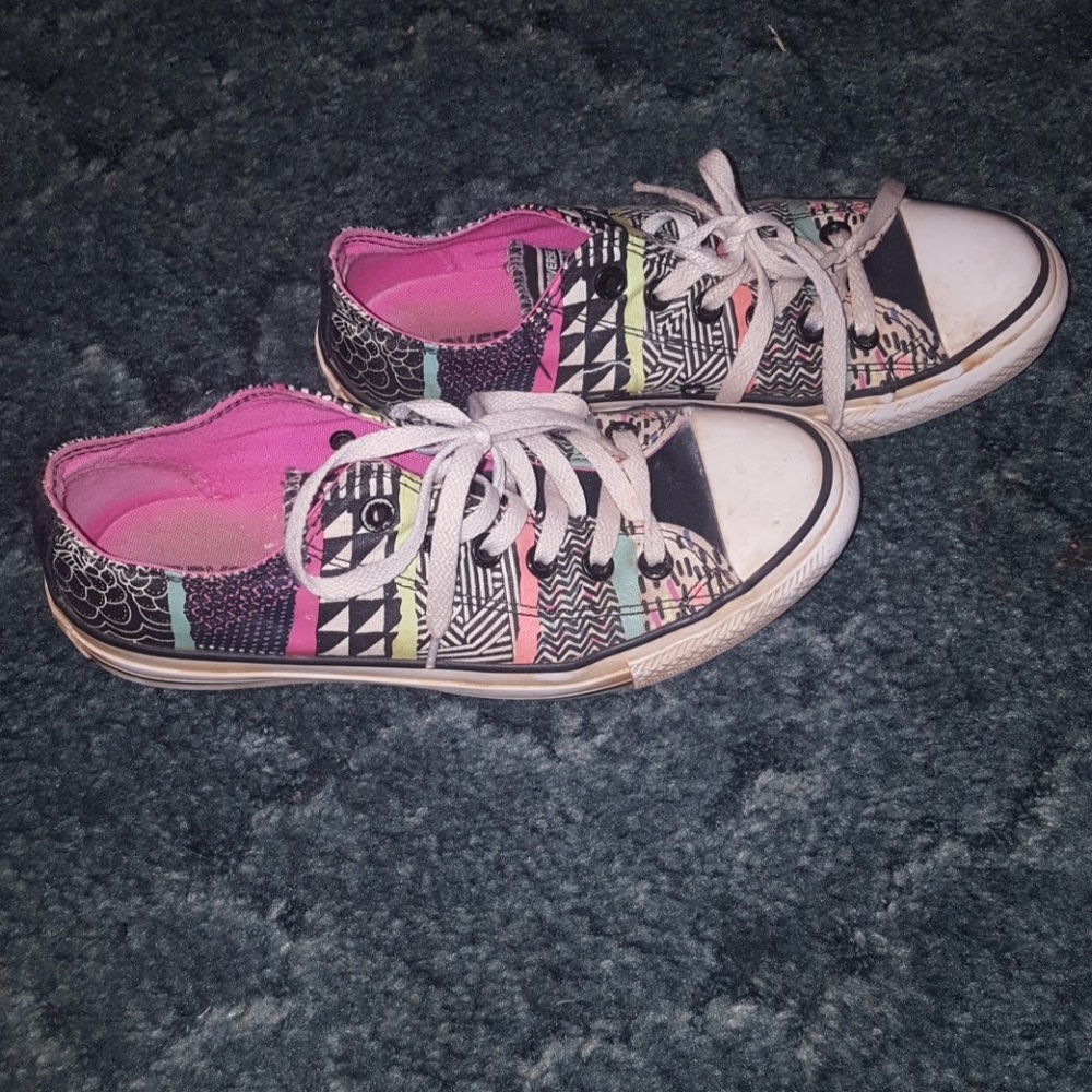 Converse